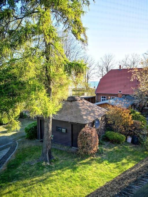 Reethaus Mit Meerblick- In 30 Sekunden Am Strand Apartment Boltenhagen  Exterior foto